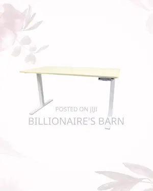 Refine Posture With 1400x700mm Standing Desk Smooth Electric Lift