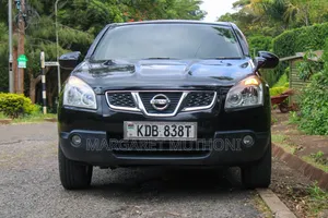 Nissan Dualis 2013 Black