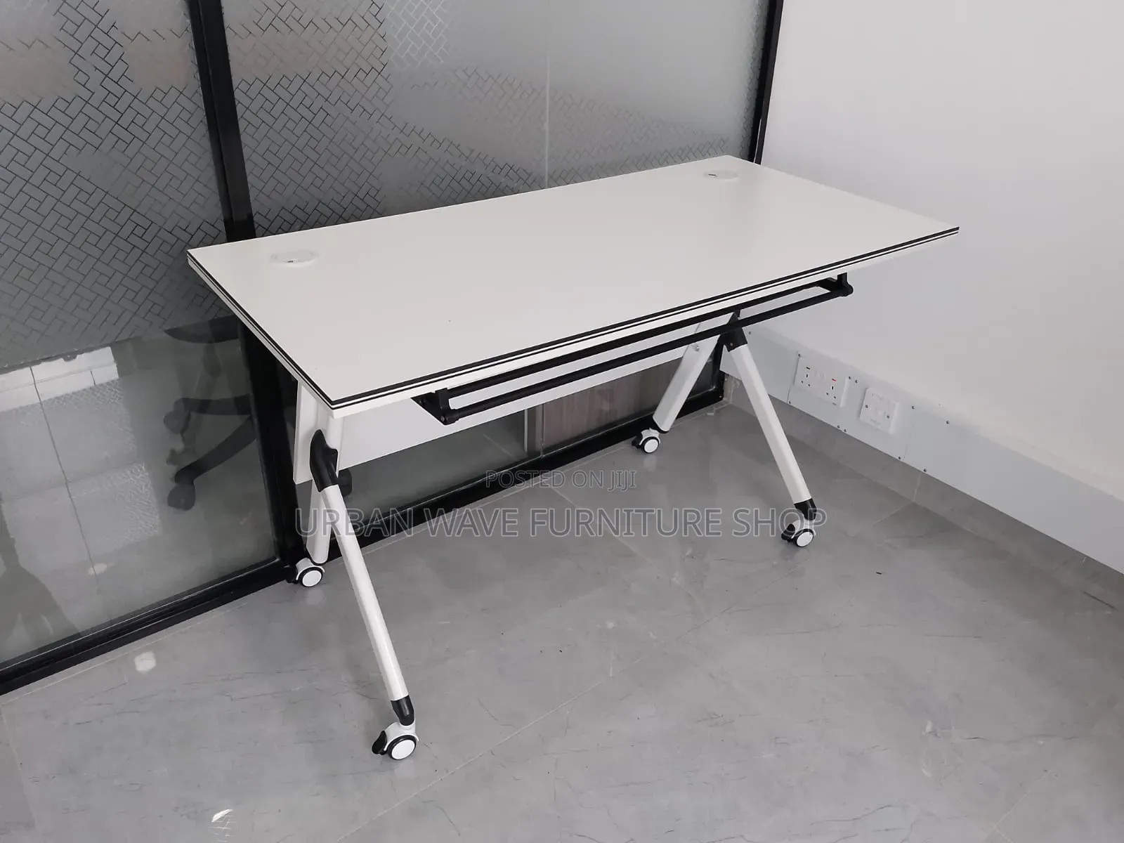 Casters Foldable Training Desk