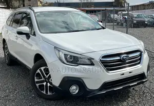 Subaru Outback 2018 White