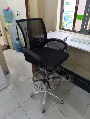 Reception Counter Mesh Chair