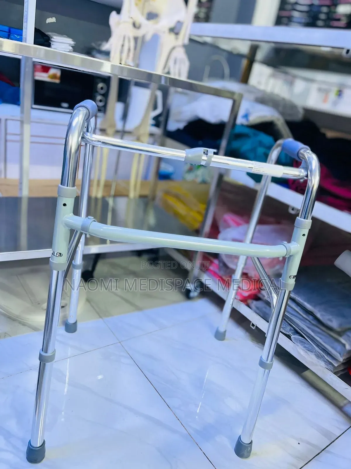 Foldable Walking Frame Without Wheels
