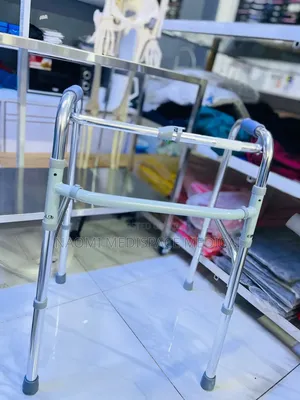 Foldable Walking Frame Without Wheels