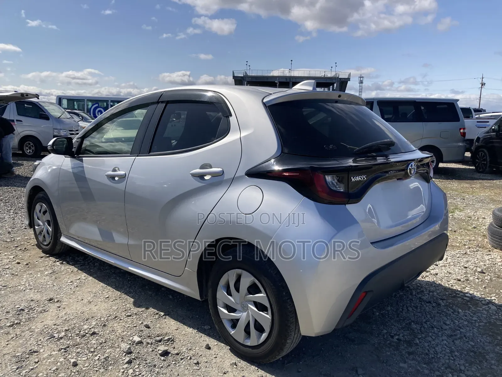 Toyota Yaris 2020 Silver