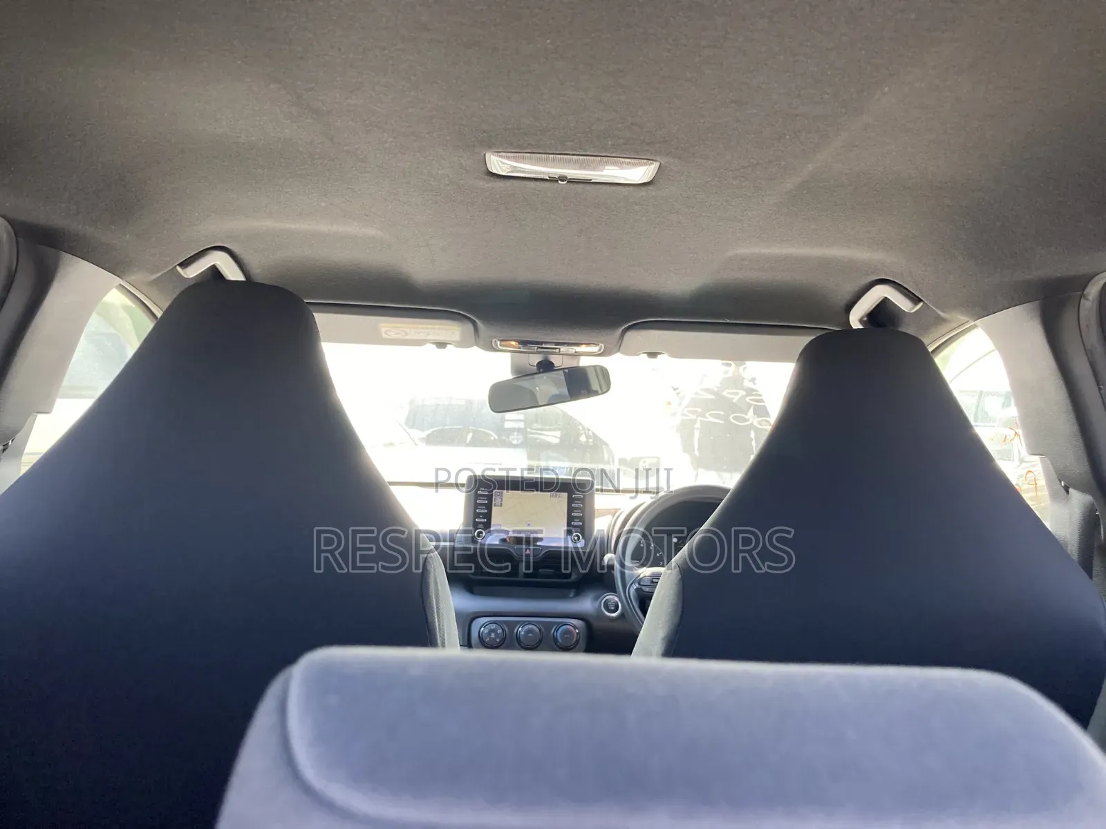 Toyota Yaris 2020 Silver
