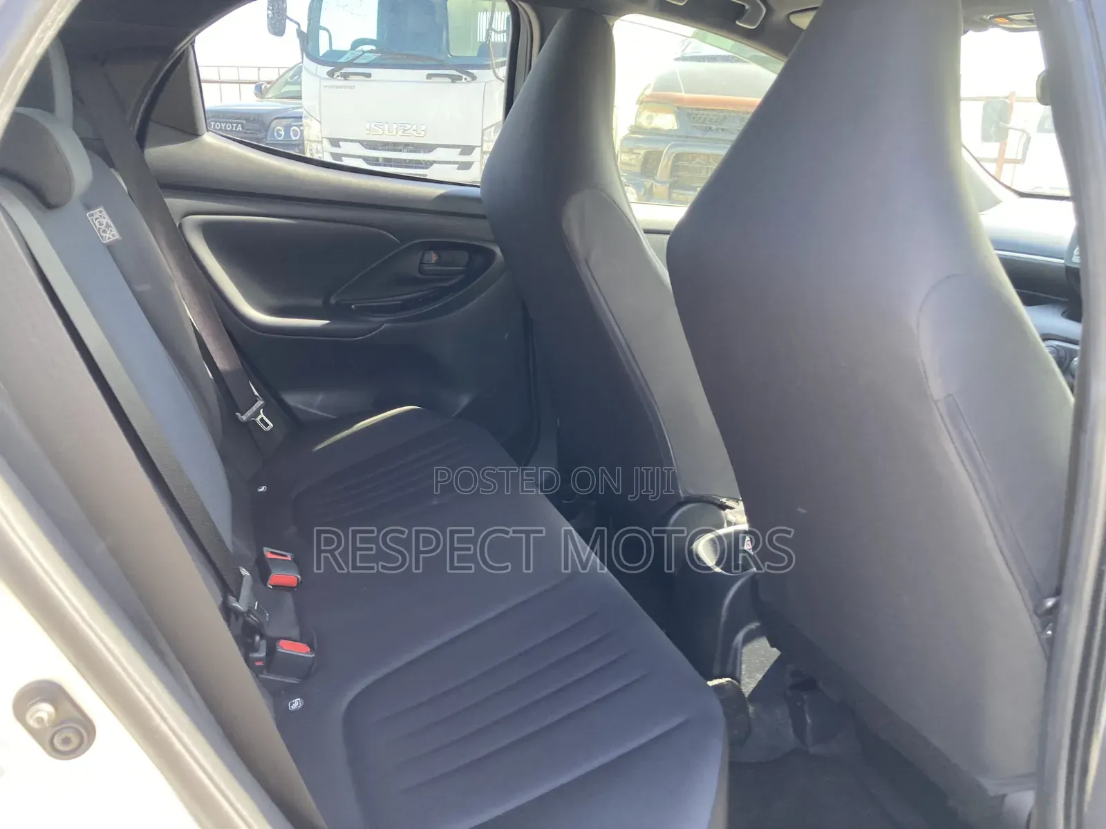 Toyota Yaris 2020 Silver