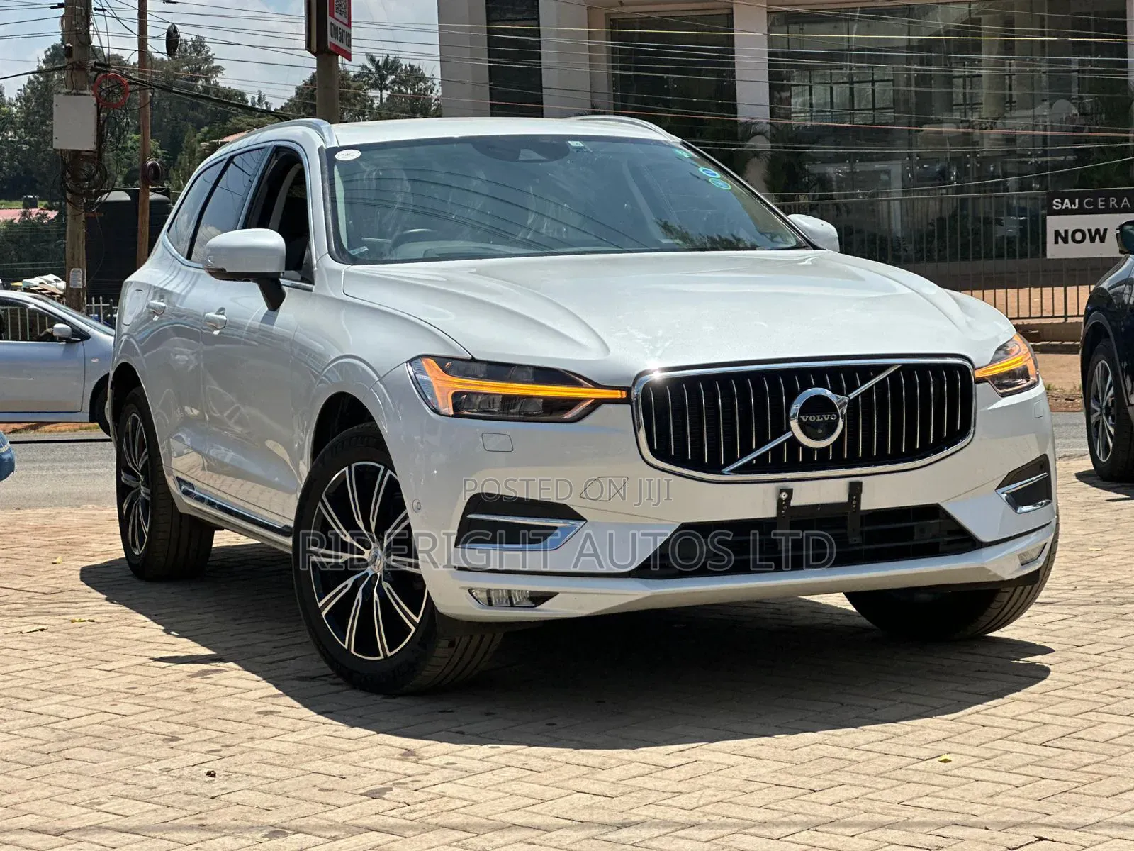Volvo XC60 2020 White