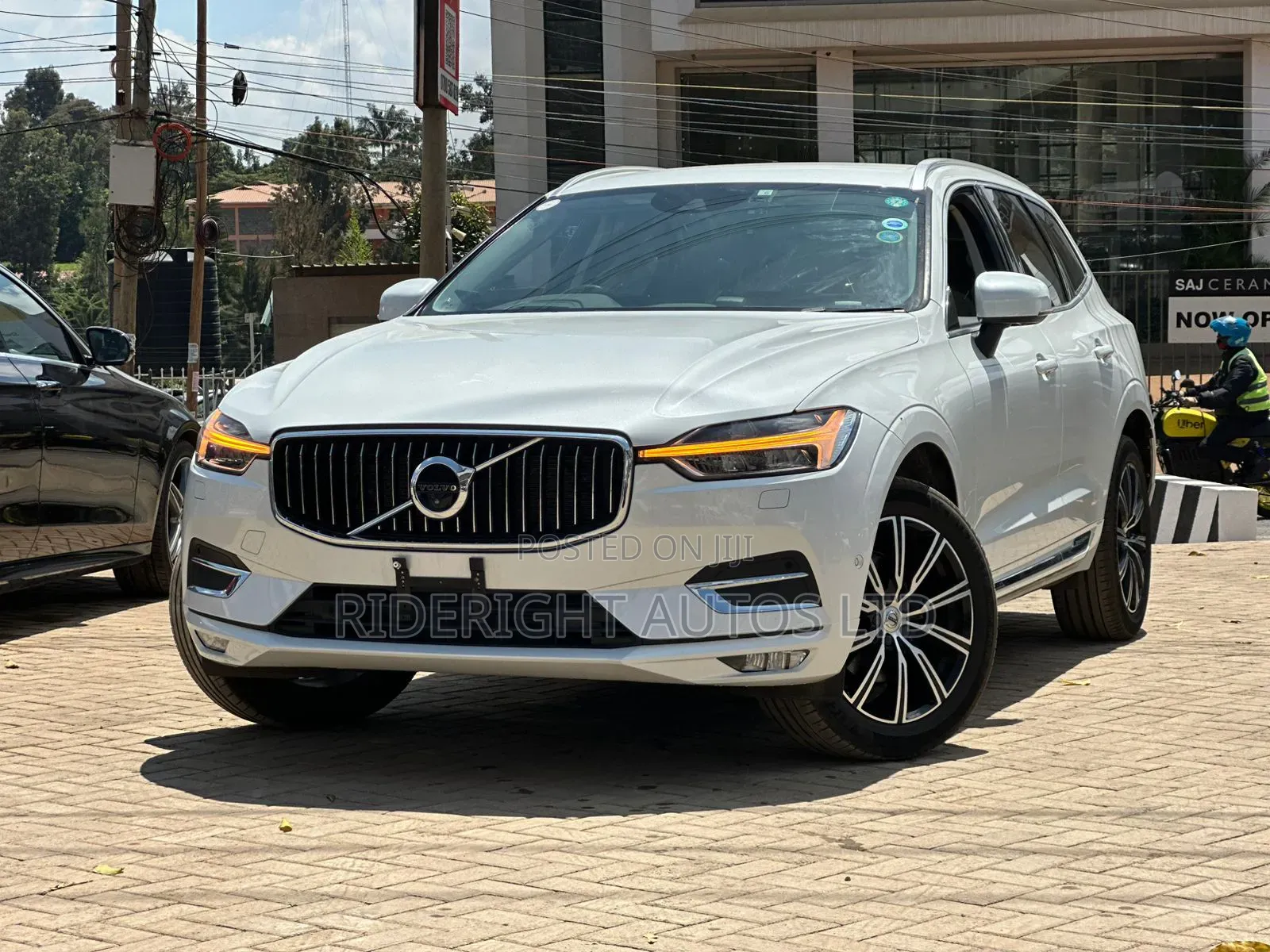 Volvo XC60 2020 White
