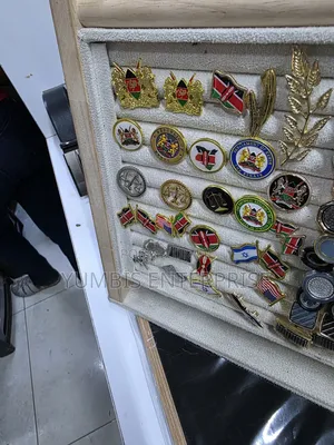 Lapel Pins at 350