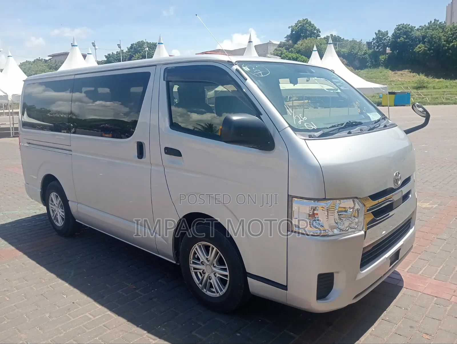 Toyota HiAce 2019 Silver