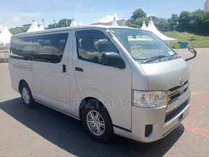 Toyota HiAce 2019 Silver