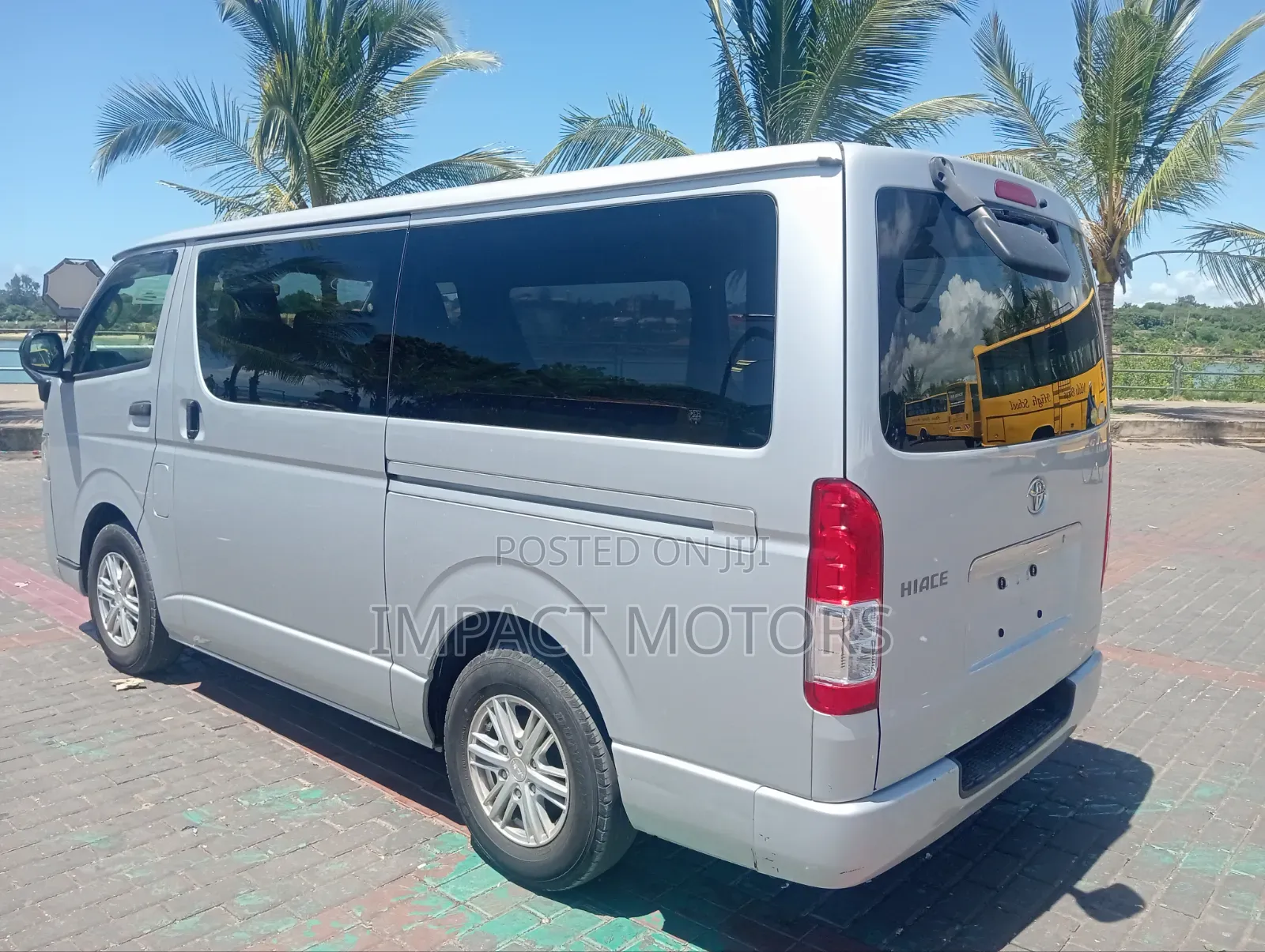 Toyota HiAce 2019 Silver