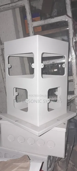 Pedestal 180mm Metalic Stand