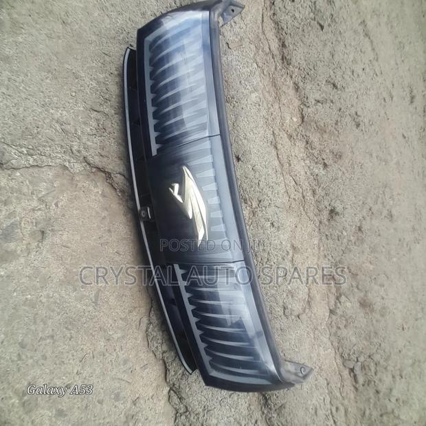Toyota Harrier Grill With Camera