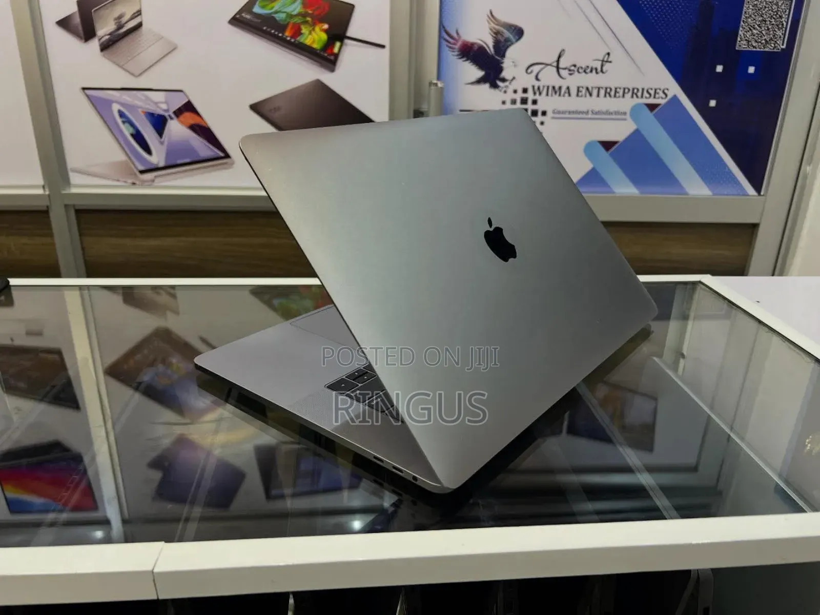 Laptop Apple MacBook 2019 16GB Intel Core i7 SSD 512GB