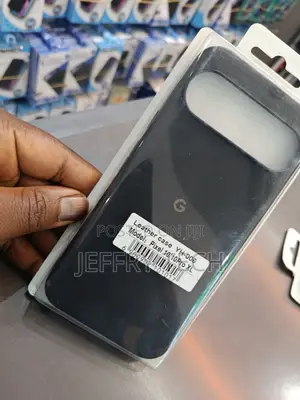Black Leather Case for the Google Pixel 10 Pro Xl.