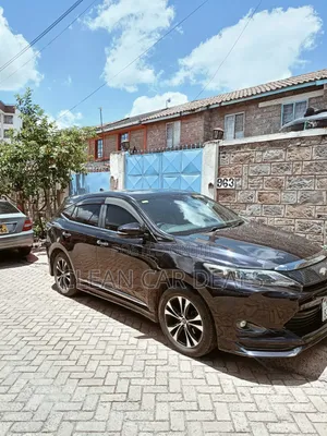 Toyota Harrier 2014