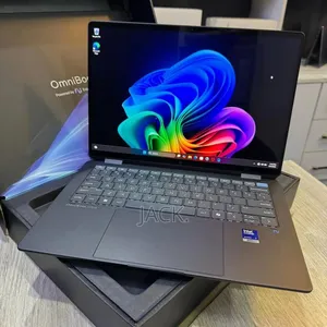 Laptop HP OmniBook Ultra Flip 14" 32GB Intel Core Ultra 7 SSD 1T