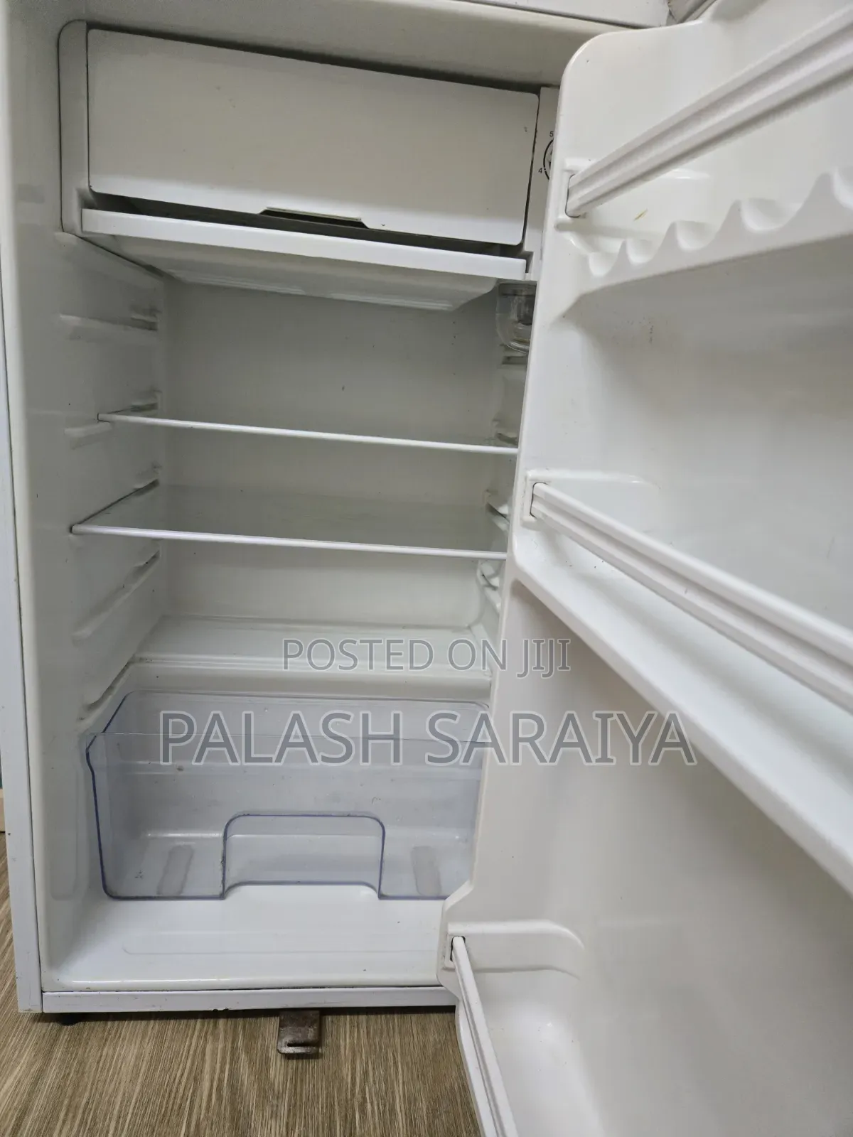 Ramtons Fridge - 90l