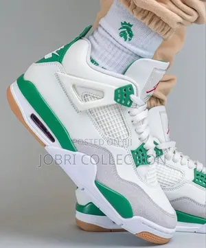 Air Jordan 4 Sneakers