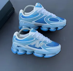 Quality New Balance 2000 Sneakers