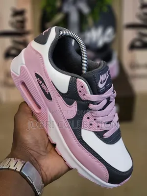 Ladies Nike Airmax 90 Valentine Sneakers