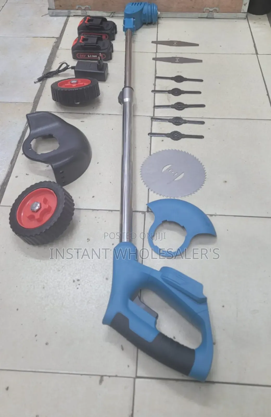 Brush Cutter Rechargeable Machine