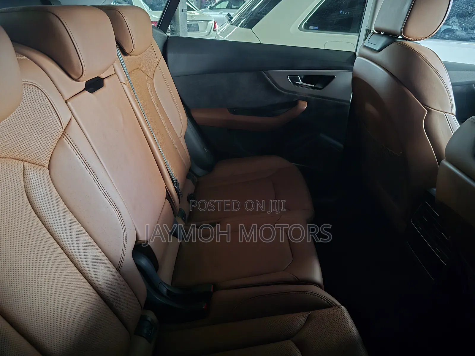 Audi Q8 2021 Yellow