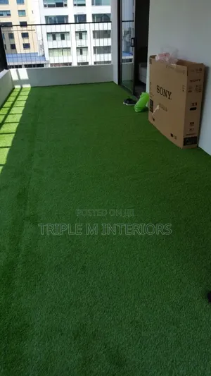 Realistic Lawn Style Rug for Home Décor Upgrade