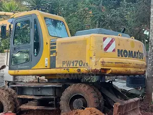 Komatsu Wheel Excavator