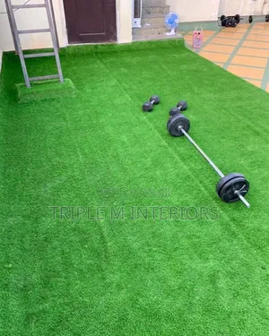 Indoor Gym Green Turf Flooring | Shock Absorbing Training Surface