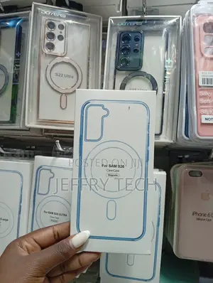 Doyers Branded Magnetic Clear Case Designed for Samsung Galaxy S26.