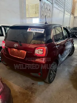 Toyota Passo 1.0 FWD 2019 Maroon