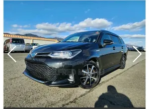 Toyota Corolla Fielder 1.5 Hybrid FWD 2019 Black