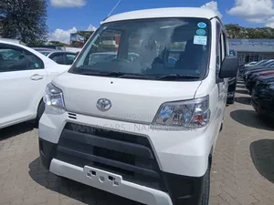 Toyota Pixis 2019 White
