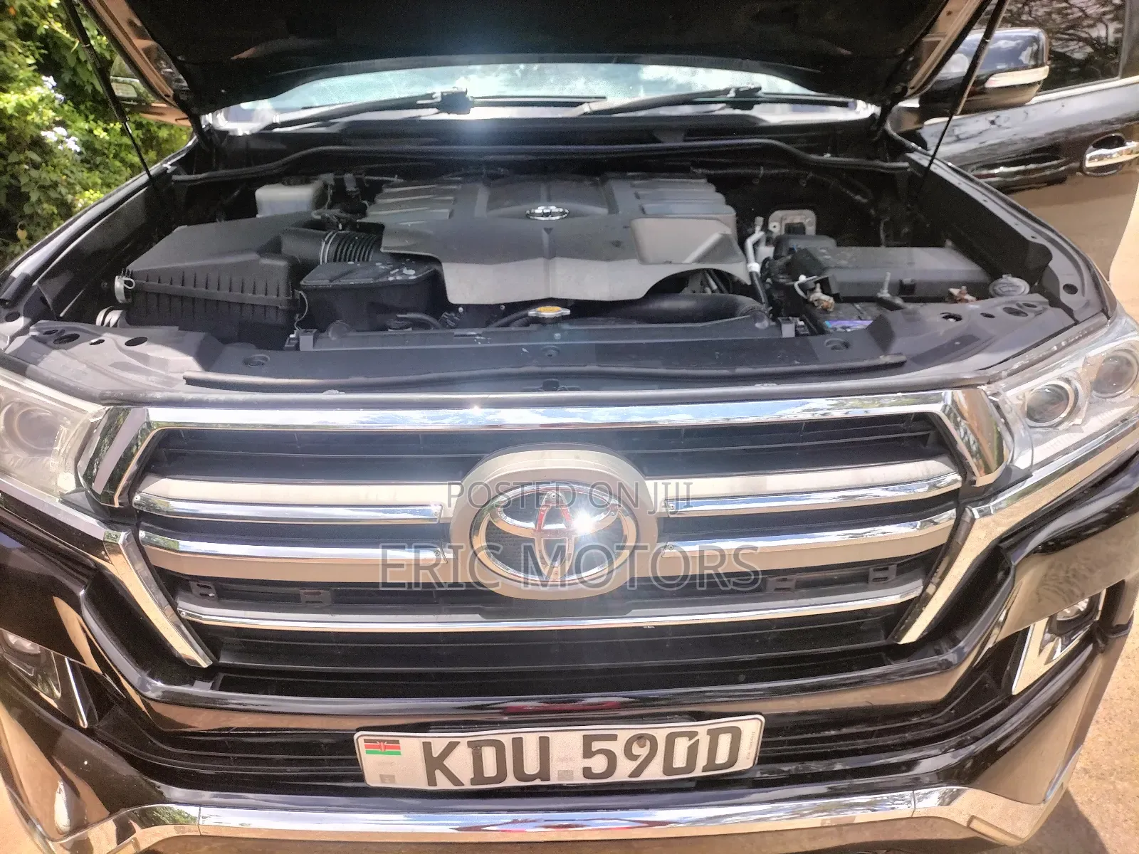 Toyota Land Cruiser 2011 Black