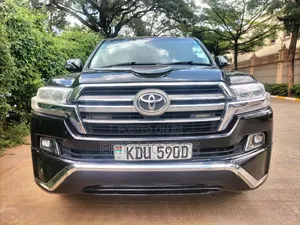 Toyota Land Cruiser 2011 Black