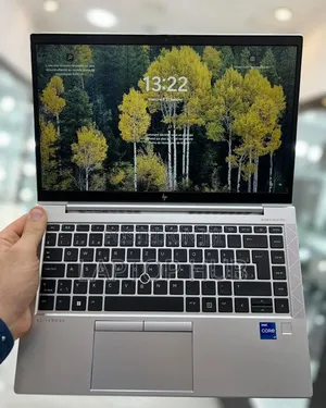 Laptop HP EliteBook 840 G8 8GB Intel Core i7 SSD 256GB