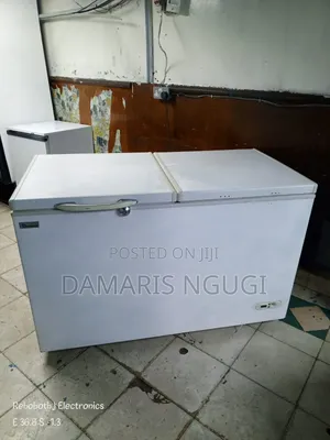 White Ramtons Chest Freezer