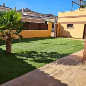Outdoor Space Elegant Green Floor Decor