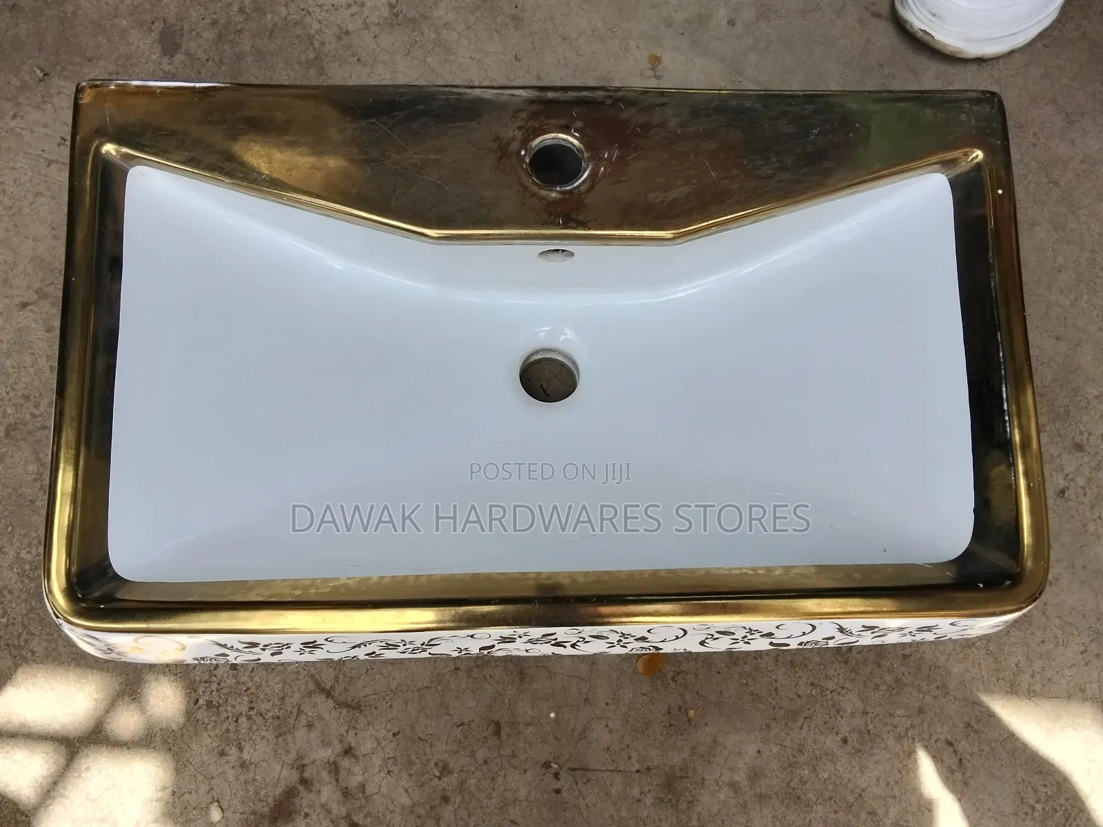 Decorative Rectangular Washbasin