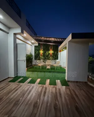 Soft Synthetic Lawn for Home Comfort