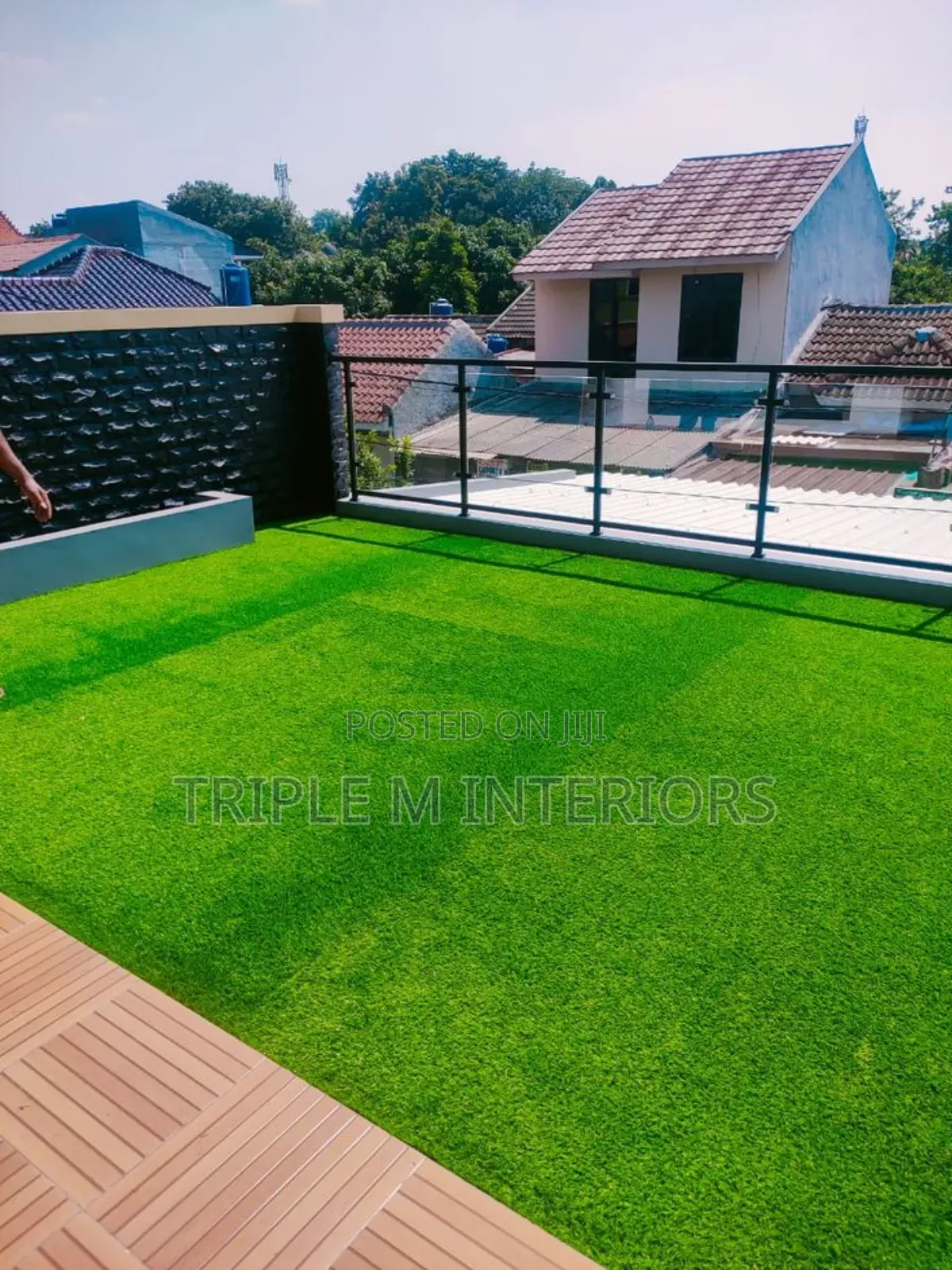 Sleek Turf Design for Open Spaces 25mm