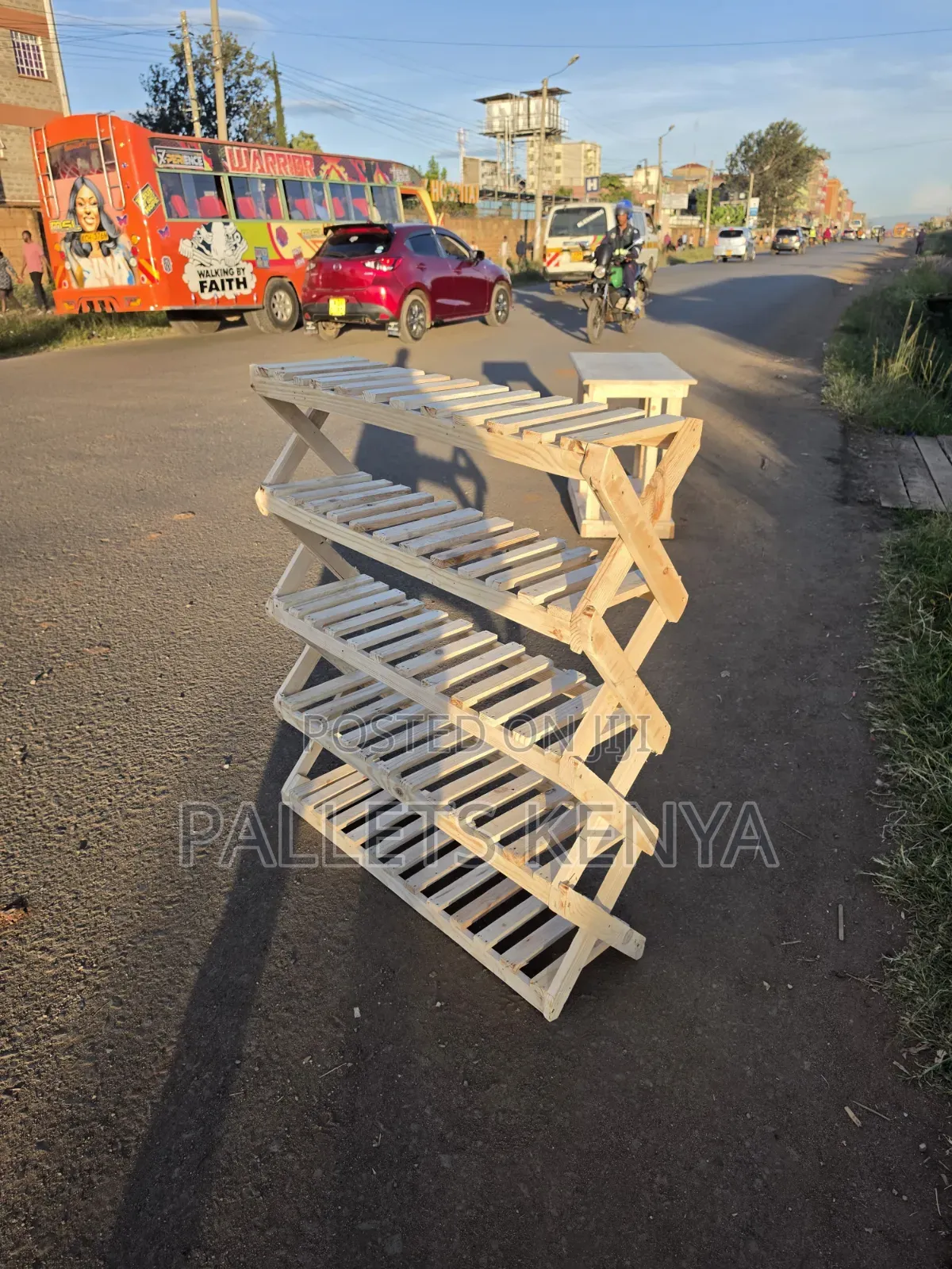 Shoe Rack- Durable Sturdy Craft Pallet Shoe Organizer. 21,4