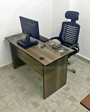 American Walnut Wood Laptop Desktop