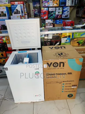 Von Vafc10dhw 98-Liter Chest Freezer .