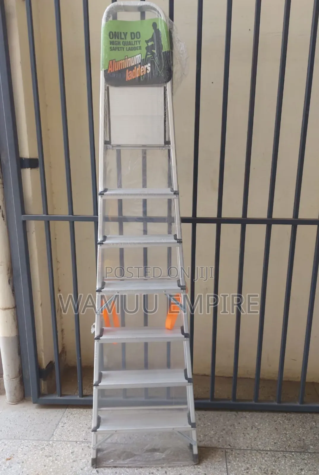 7-Step Aluminum a-Frame Step Ladder