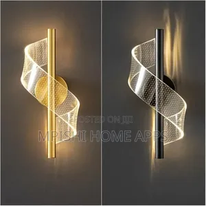 Golden Swirl Wall Light