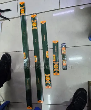 Spirit Level
100 Cm/100 Cm Spirit Level