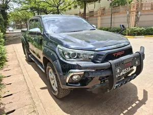 Toyota Hilux Revo Double Cab Deisel 2.8 AWD 2018 Black